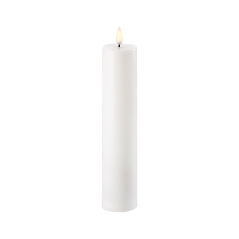 Pillar LED Candle 4,8 x 22 cm