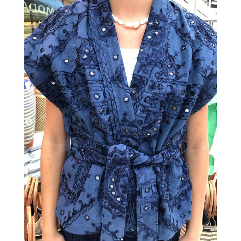 Jilly Vest - Embroidery Blanket